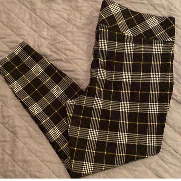 TORRID: Full Length Signature Waist Premium Legging - Picture 3 of 4